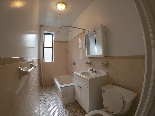 Rented by Contact Realty | media 31