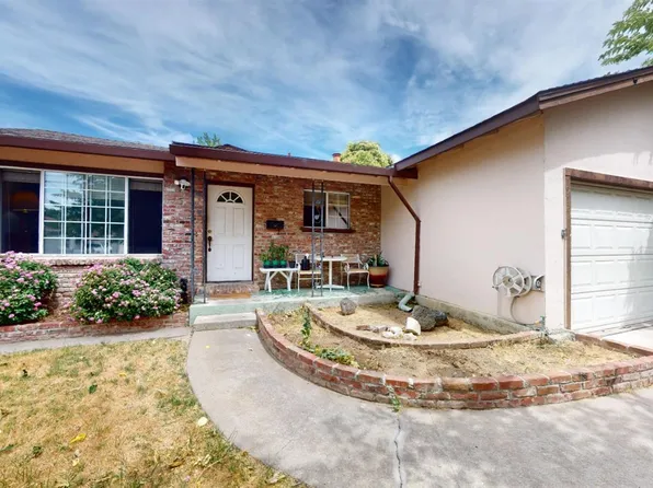 1912 Court Dr, Tracy, CA 95376