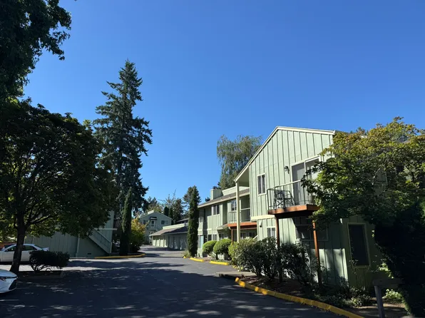 7059-7061 SW Garden Home Rd #1, Portland, OR 97223