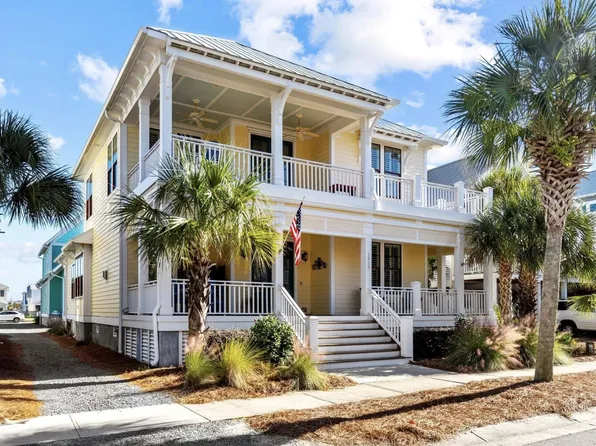 1313 Spot Ln, Carolina Beach, NC 28428