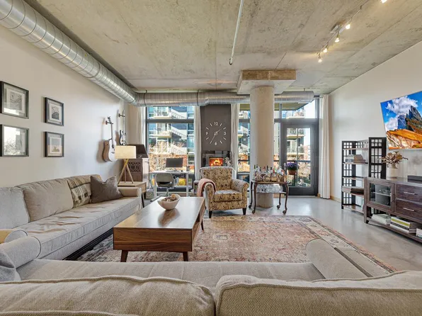 720 N 4th St Unit 211, Minneapolis, MN 55401