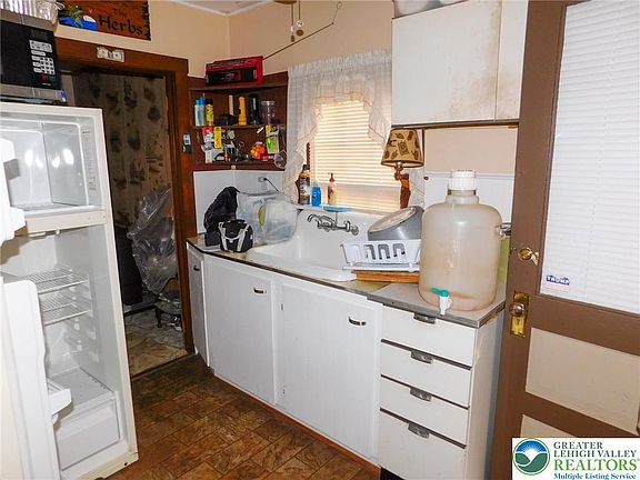 5th image of 156 Pine Flats Colony Rd