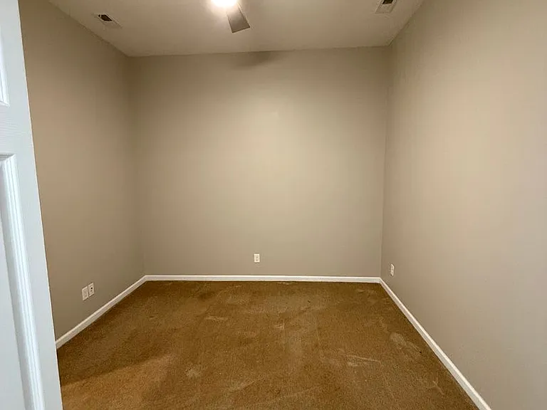 3246 Lorain Ave — Photo 20