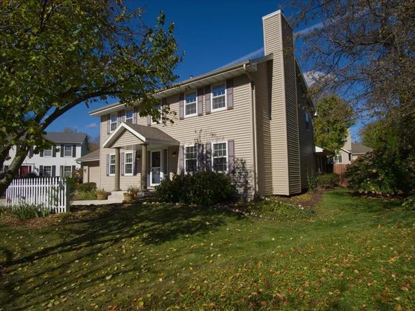 498 N Arthur Cir, Verona, WI 53593