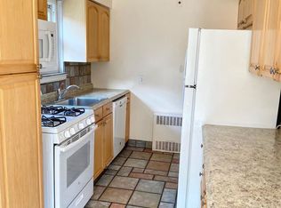 28-09 33rd Ave #2, Astoria, NY 11106