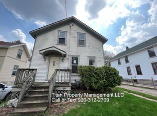 757 Woodland Ave, Oshkosh, WI 54901