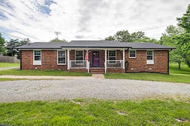1st image of 217 Hamlett Dr