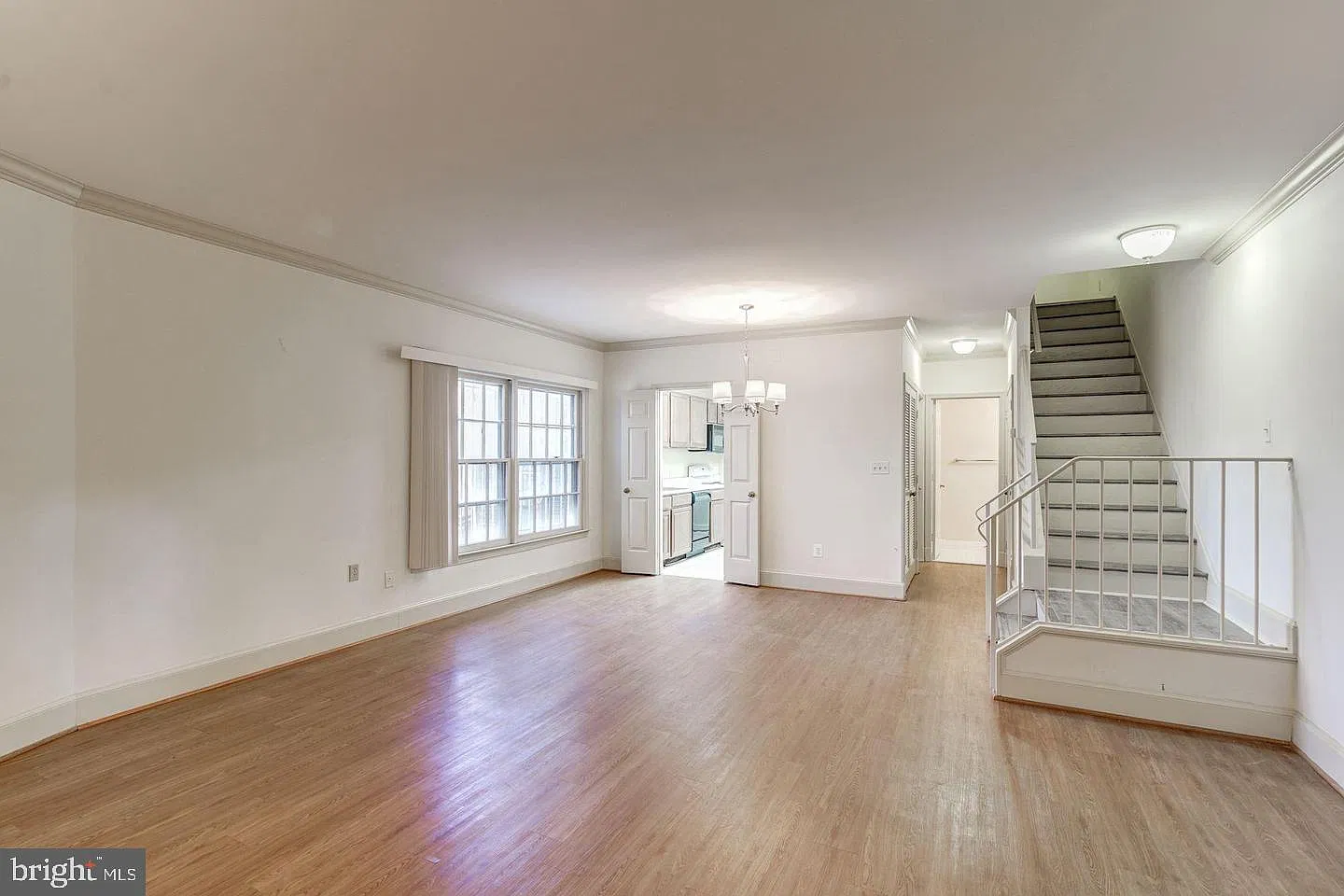 2 bed, 2.5 bath, 1180 sqft, $3,400 — Photo 4