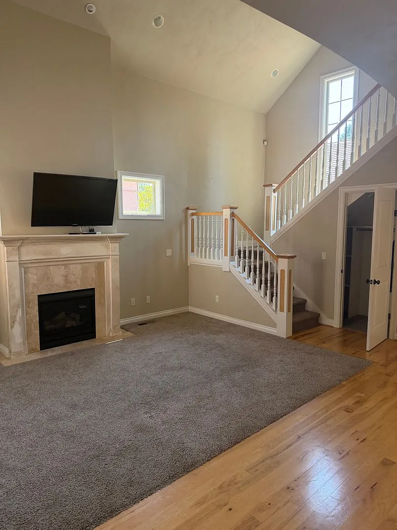 Great Sized Home! — Photo 2