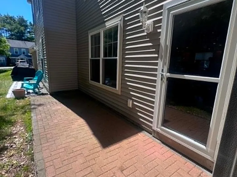 15 Edgefield Ln — Photo 4