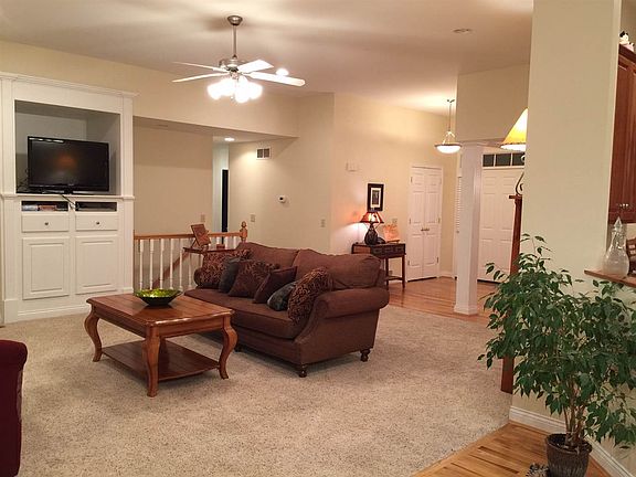 3rd image of 1534 Bottomwood Dr