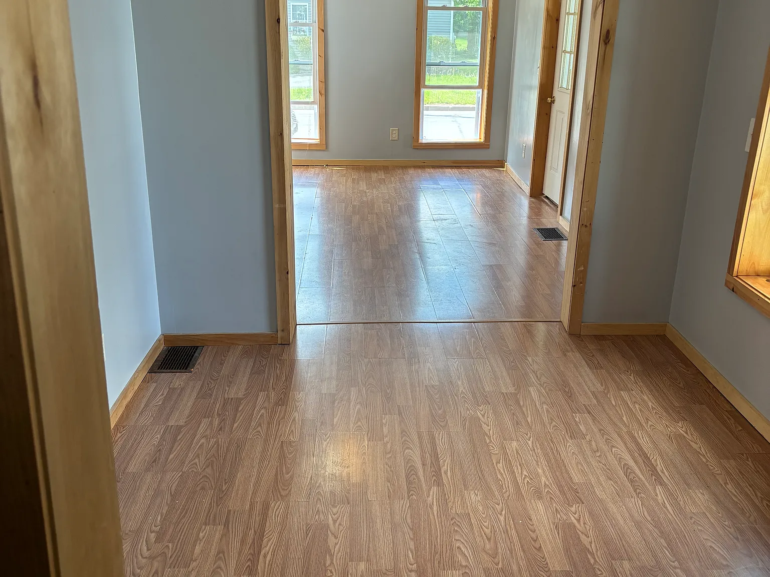 3 bed, 1.5 bath, $1,000 — Photo 2