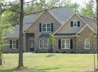 122 Walkers Way, Commerce, GA 30530