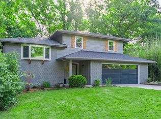 2900 Lynnwood Dr, Columbia, MO 65203