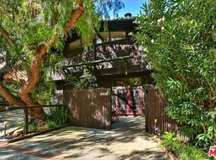 625 Reithe Ave, Calabasas, CA 91302