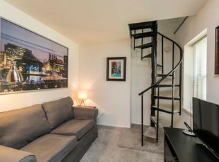 326 S Broadway #B2, Baltimore, MD 21231