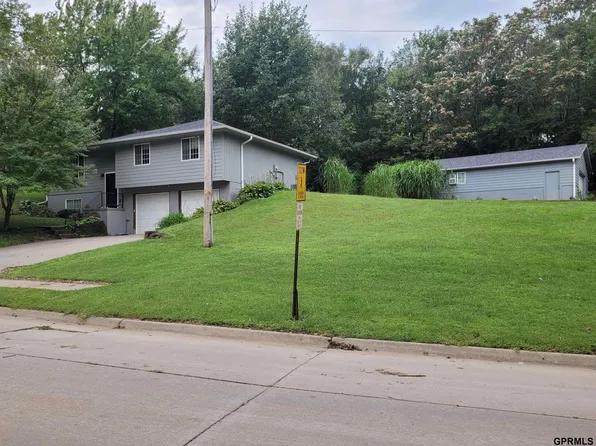718 A St, Plattsmouth, NE 68048