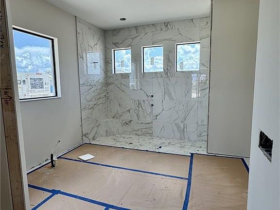 5th image of 25546 Crystal Shore DR