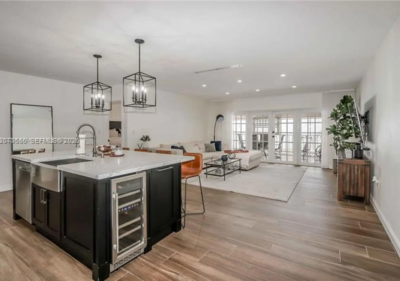 16509 Fox Den Ct # 16509, Miami Lakes, FL 33014 — Photo 3