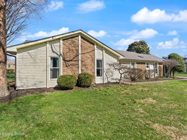 10700 Tall Tree Ct, Louisville, KY 40241