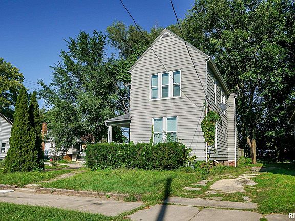 2nd image of 1626 N Linn St