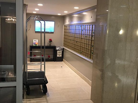 Park Sutton Mail Room