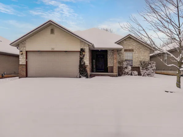 1240 E Mcclernon Street, Springfield, MO 65803