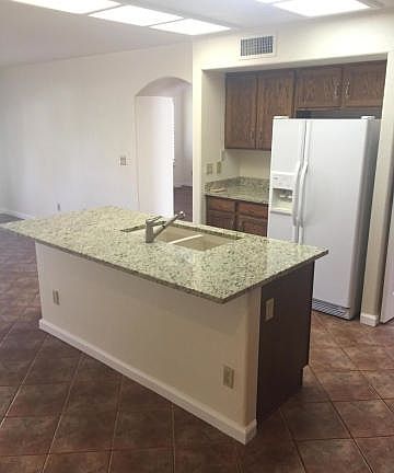 3rd image of 6726 W Kimberly Way