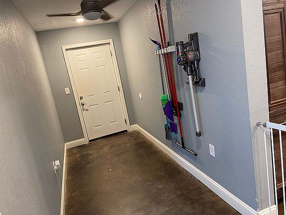 Mud Room into Garage