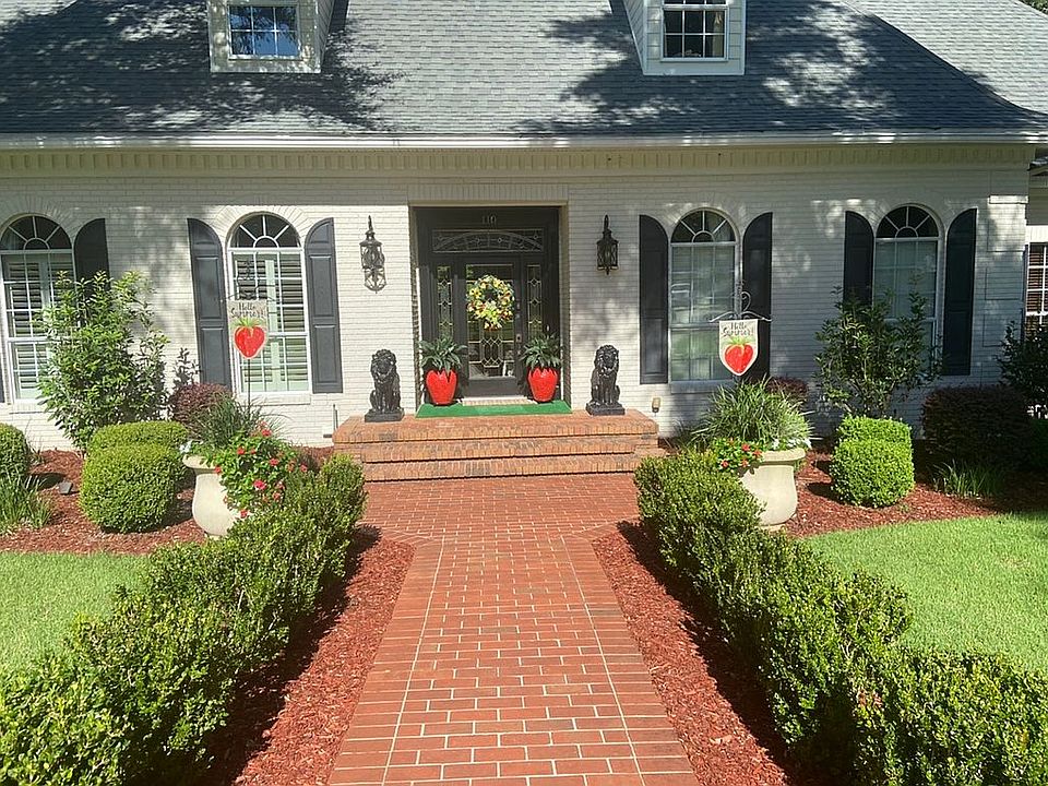 Front of home from driveway