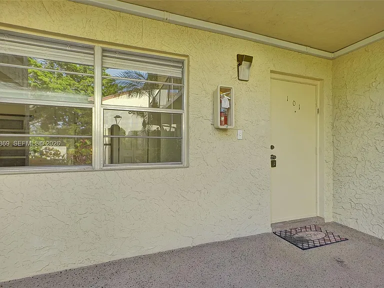 8798 Holly Ct #101 — Photo 2