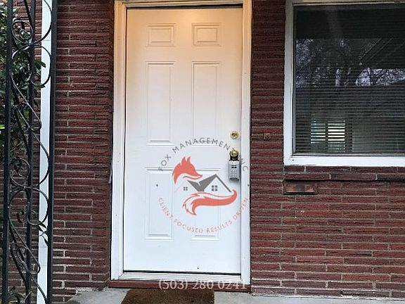 2nd image of 1501-1517 SE Oak St #1515