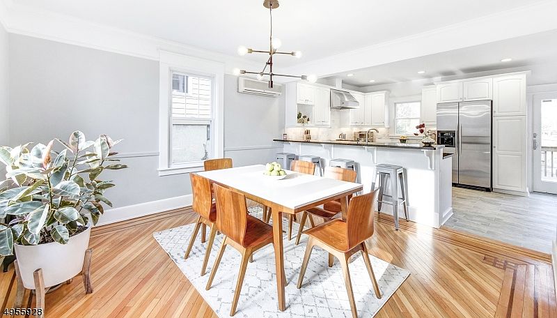 1st image of 313 Lenox Ave