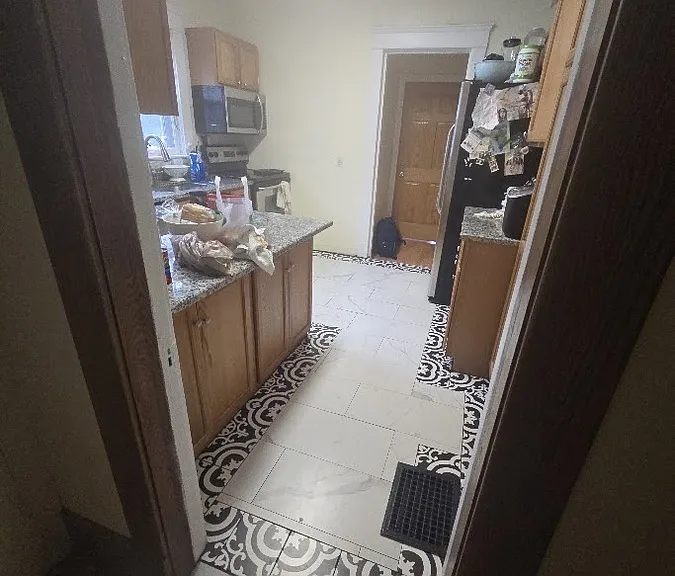 818 Packard St — Photo 11