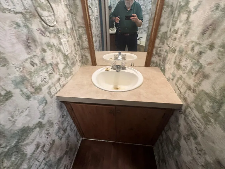 16415 Tamra Ct — Photo 31