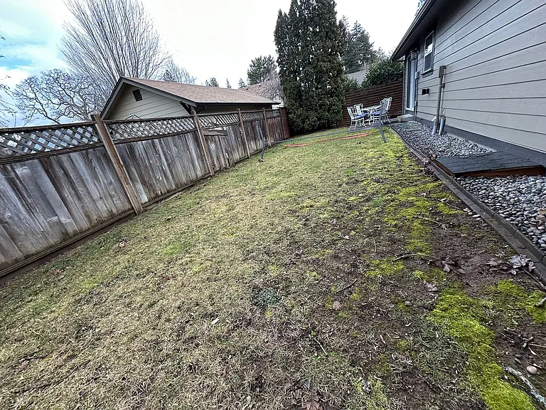 408 Pine St — Photo 16