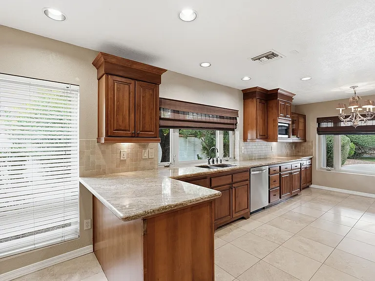 8125 E Lippizan Trl — Photo 9