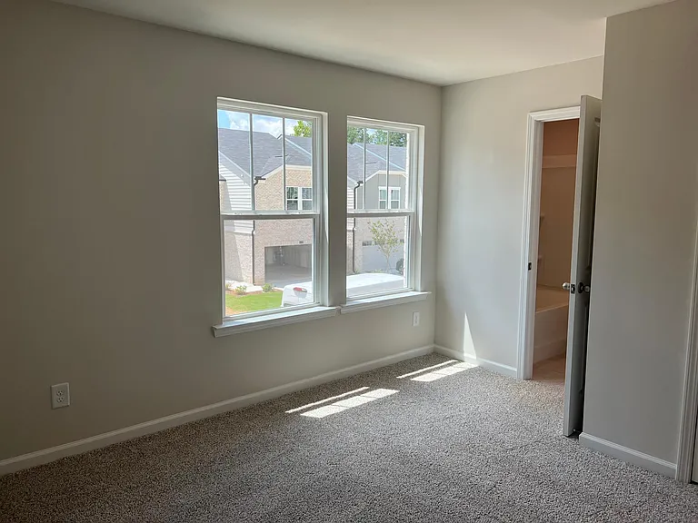 1692 Villageside Ct — Photo 21