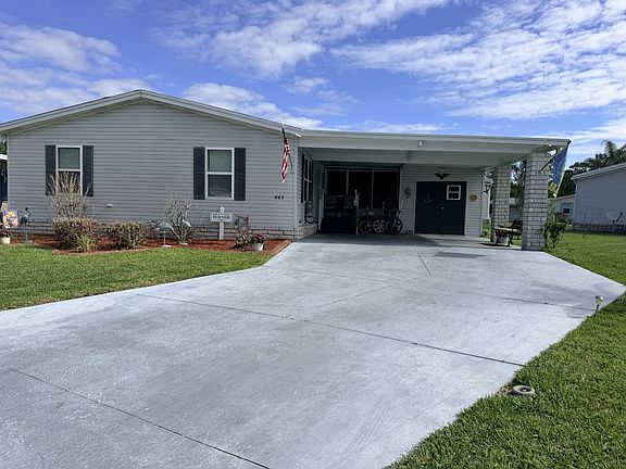 2nd image of 663 Waterfront Dr #663