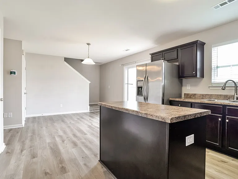3031 Crabapple Ln — Photo 8