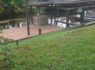 108 Riverside Ave, Satsuma, FL 32189