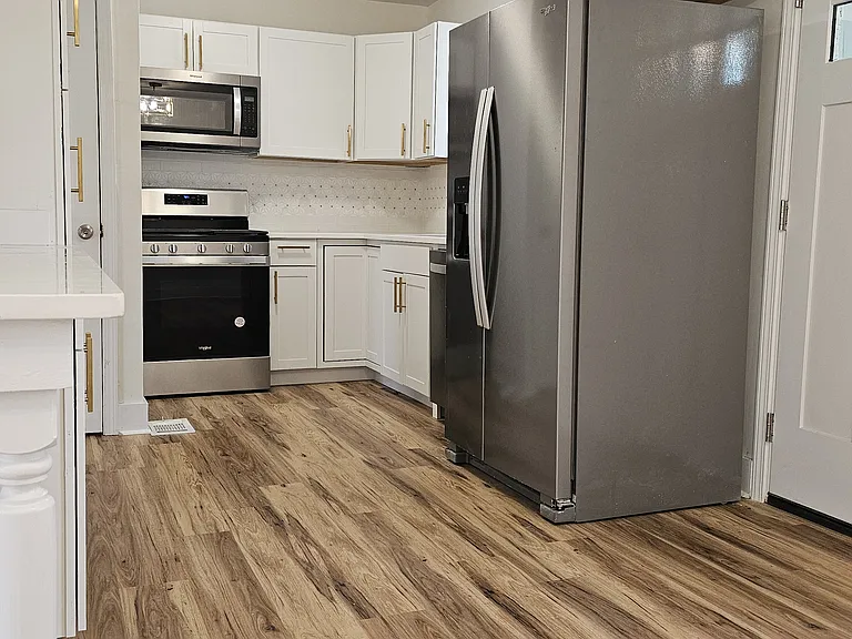 1613 Edgemore Rd — Photo 9