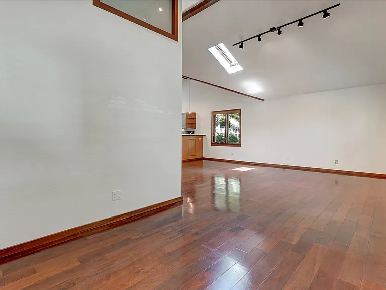 3947 Huron Ave #A — Photo 9