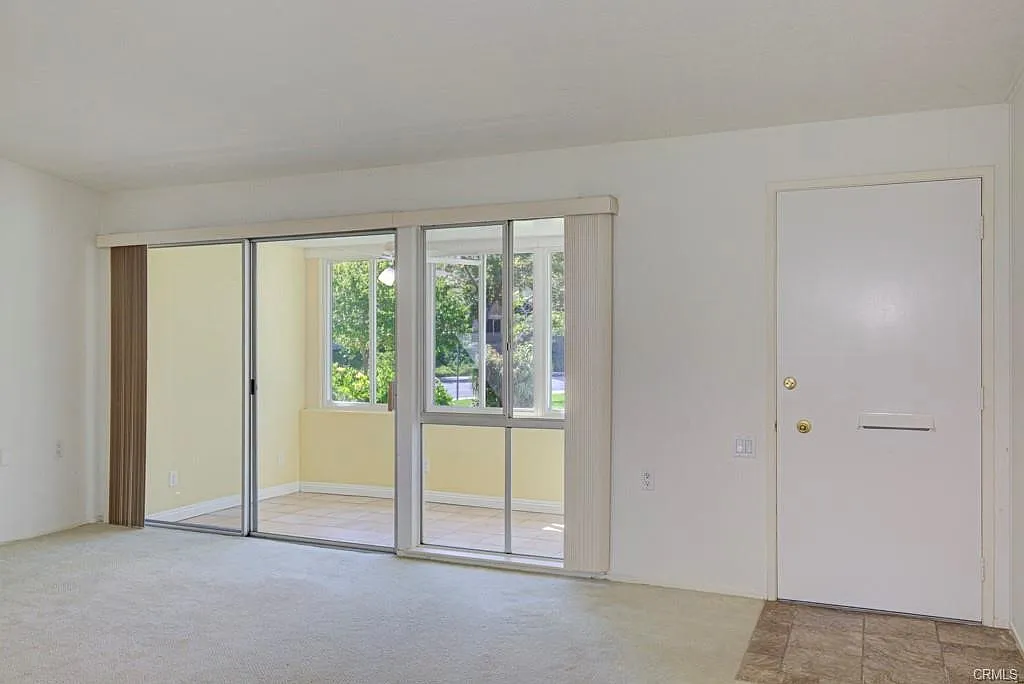 2 bed, 953 sqft, $2,850 — Photo 3