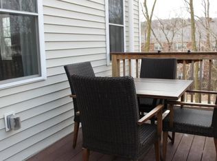 8 Summer Hill Cir, Arlington, MA 02474