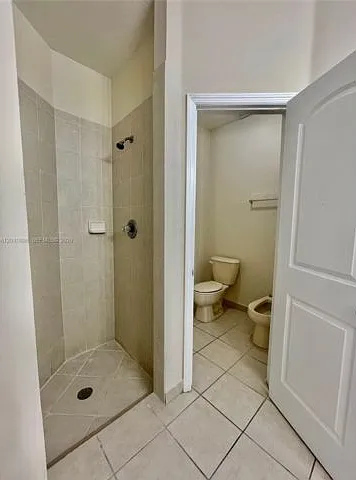 8514 NW 111th Ct — Photo 7