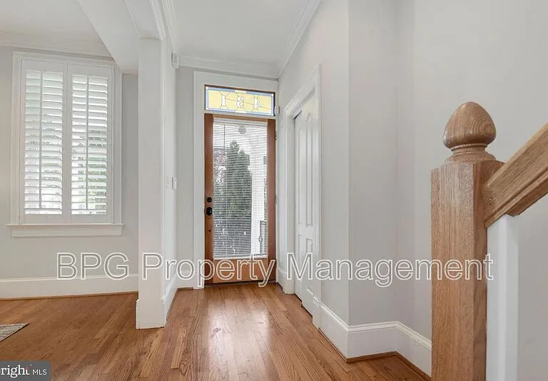 431 Manor Pl NW — Photo 2