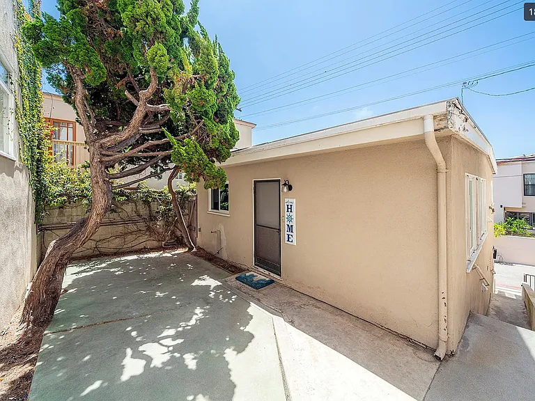 1838 Palm Dr — Photo 18