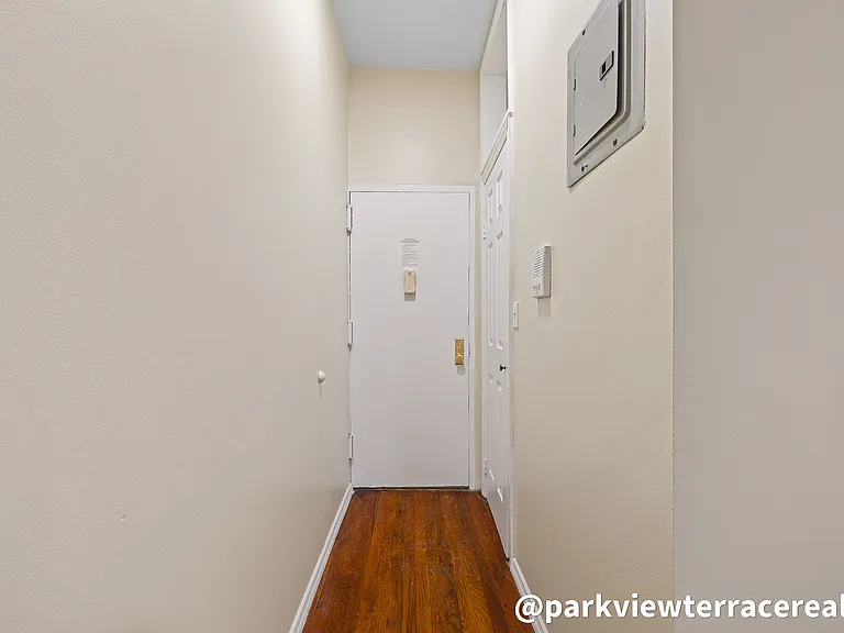 514 46th St #2B — Photo 10