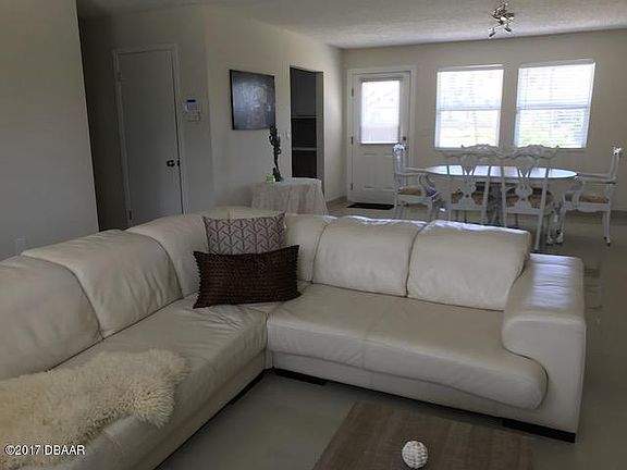 5th image of 4015 Oriole Ave